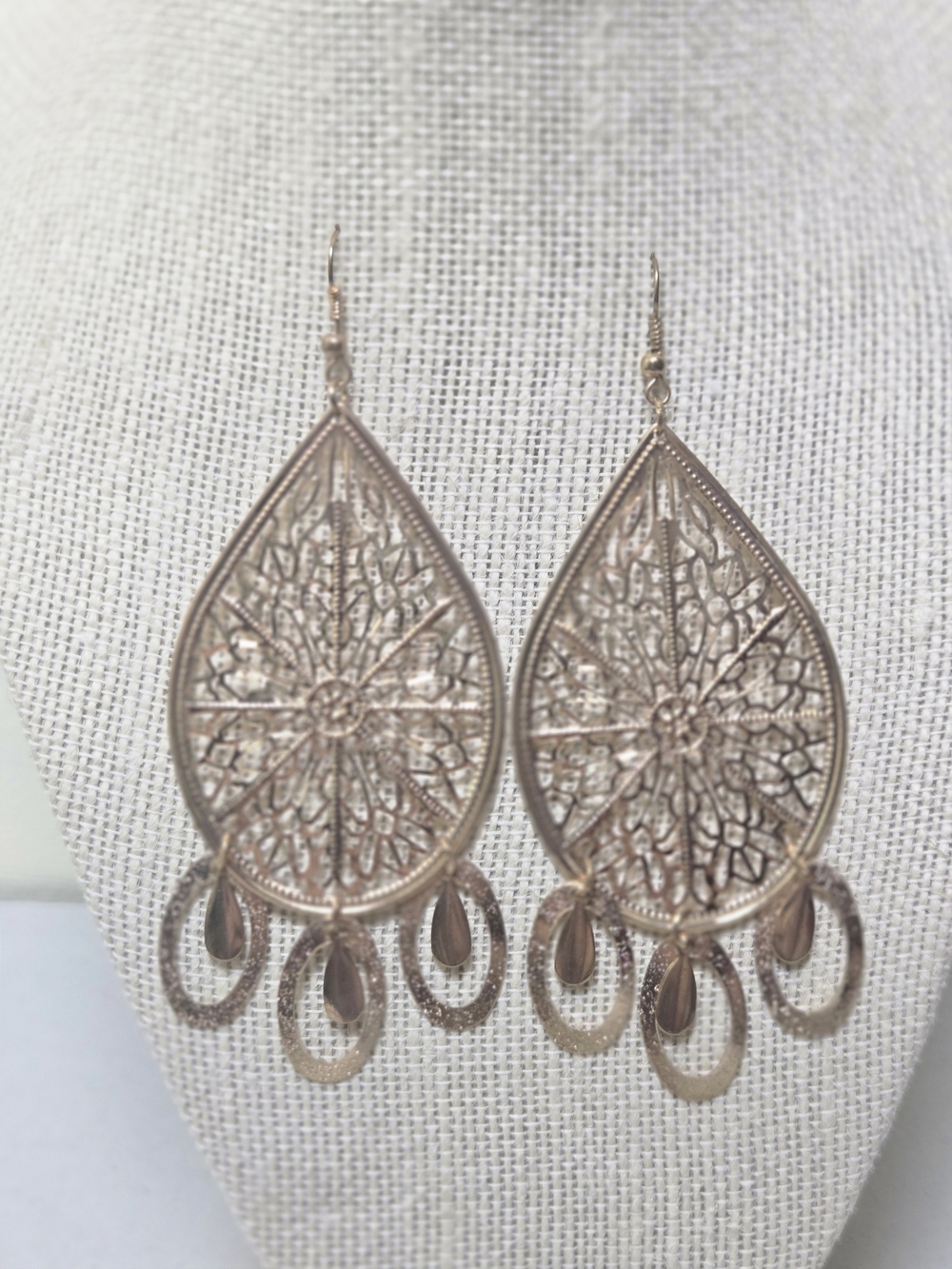 Delicate Gold Filigree Teardrop Dangle Earrings